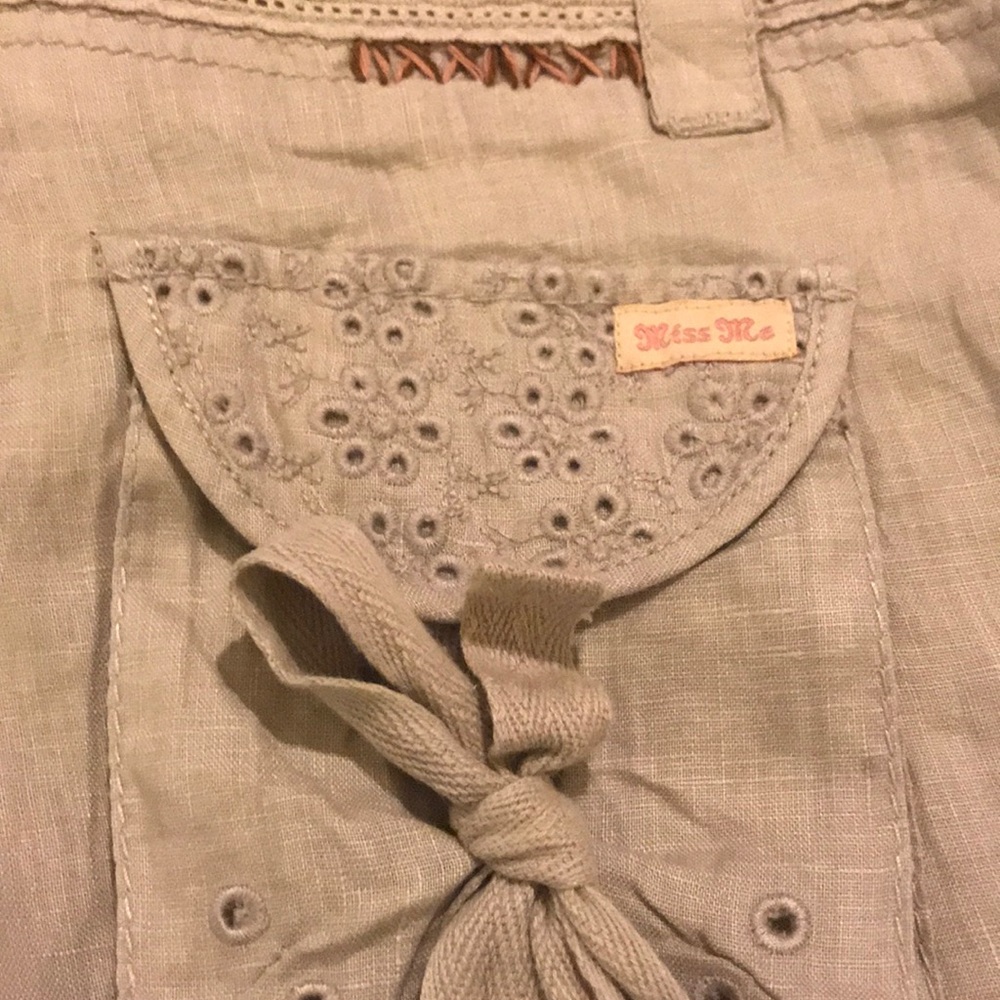 Shorts - Picture 5 of 6